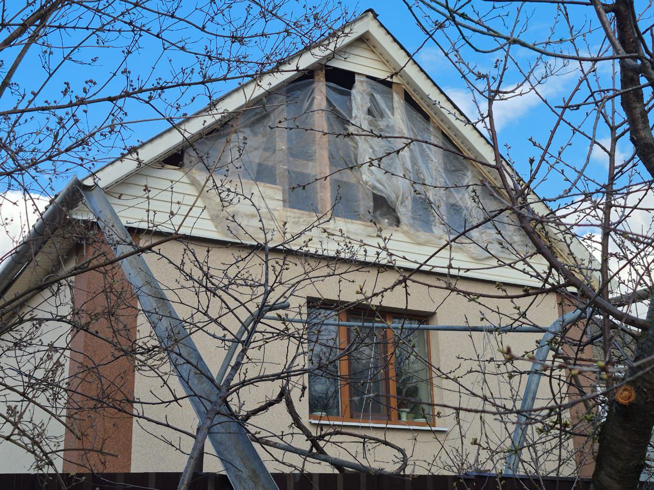 На Кіровоградщині продовжуються відновлювальні роботи після ракетної атаки