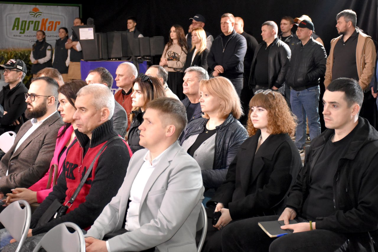 Міністр аграрної політики та продовольства України провів у Кропивницькому робочу зустріч із аграріями