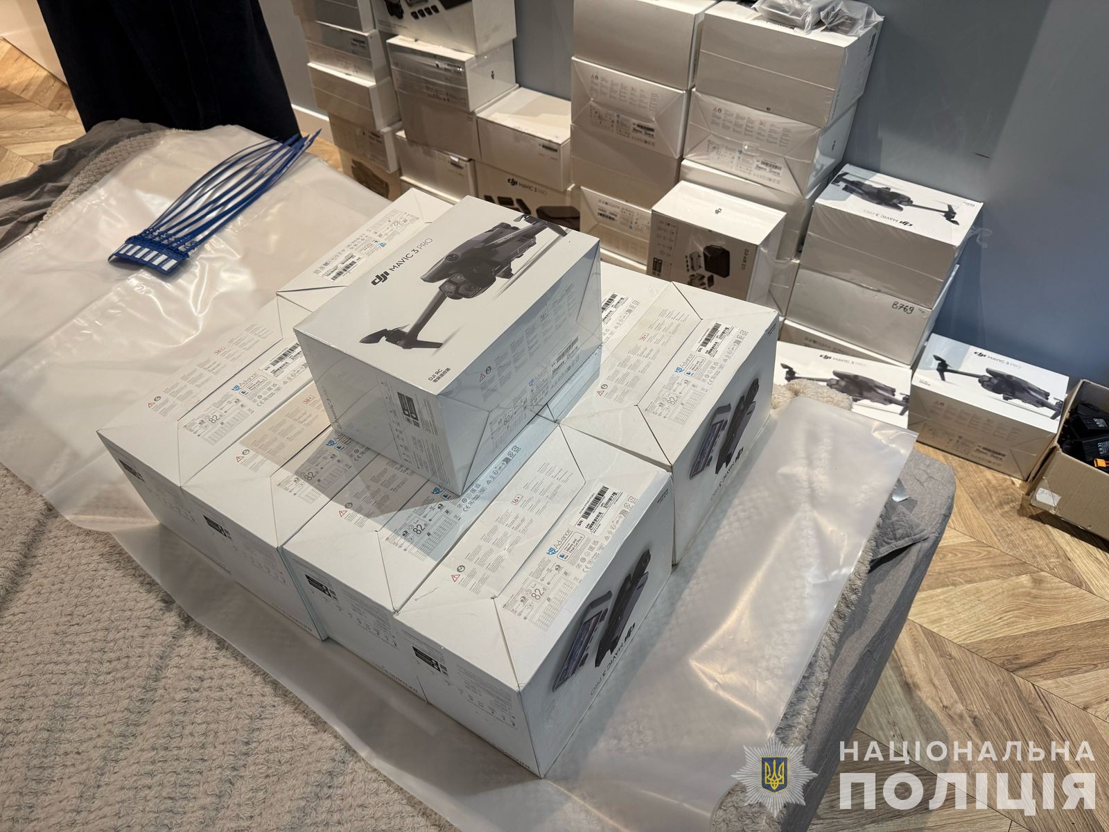 Нацполіція викрила шахраїв, які не поставили для ЗСУ понад сто дронів
