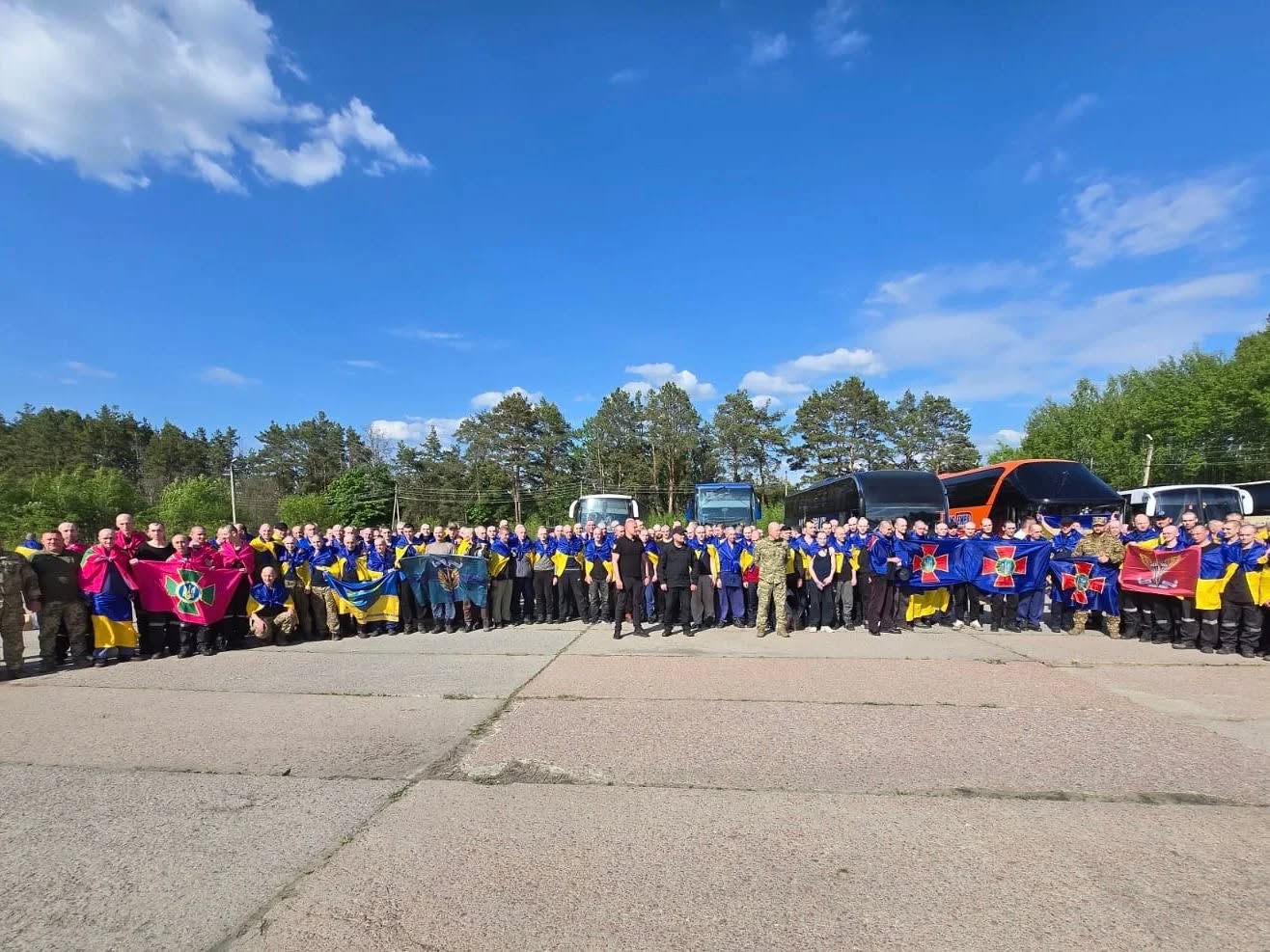 З ворожого полону повернулися захисники з Кiровоградщини