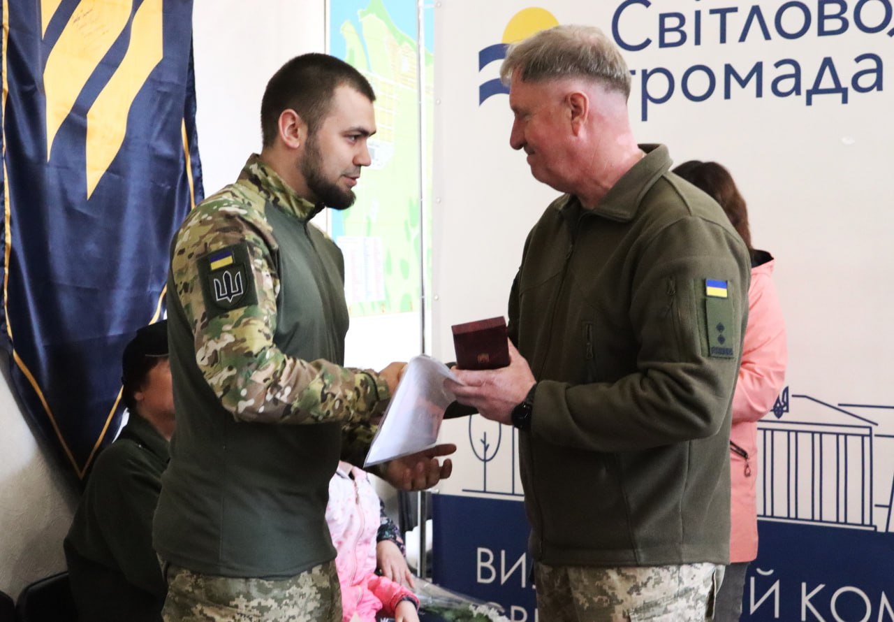 Воїна з Кiровоградщини нагородили орденом “За мужнiсть”