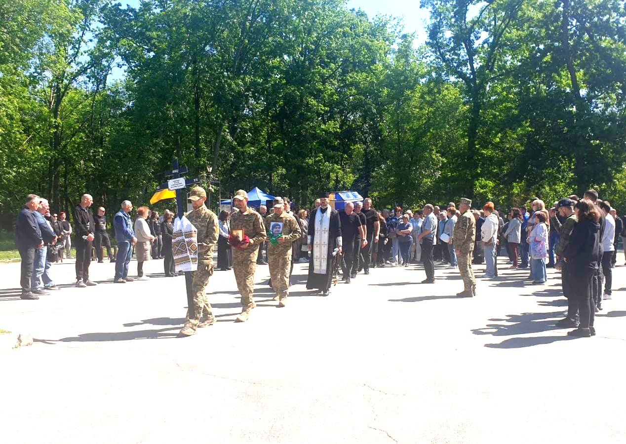 Кропивницька громада провела у засвіти мужніх захисників України