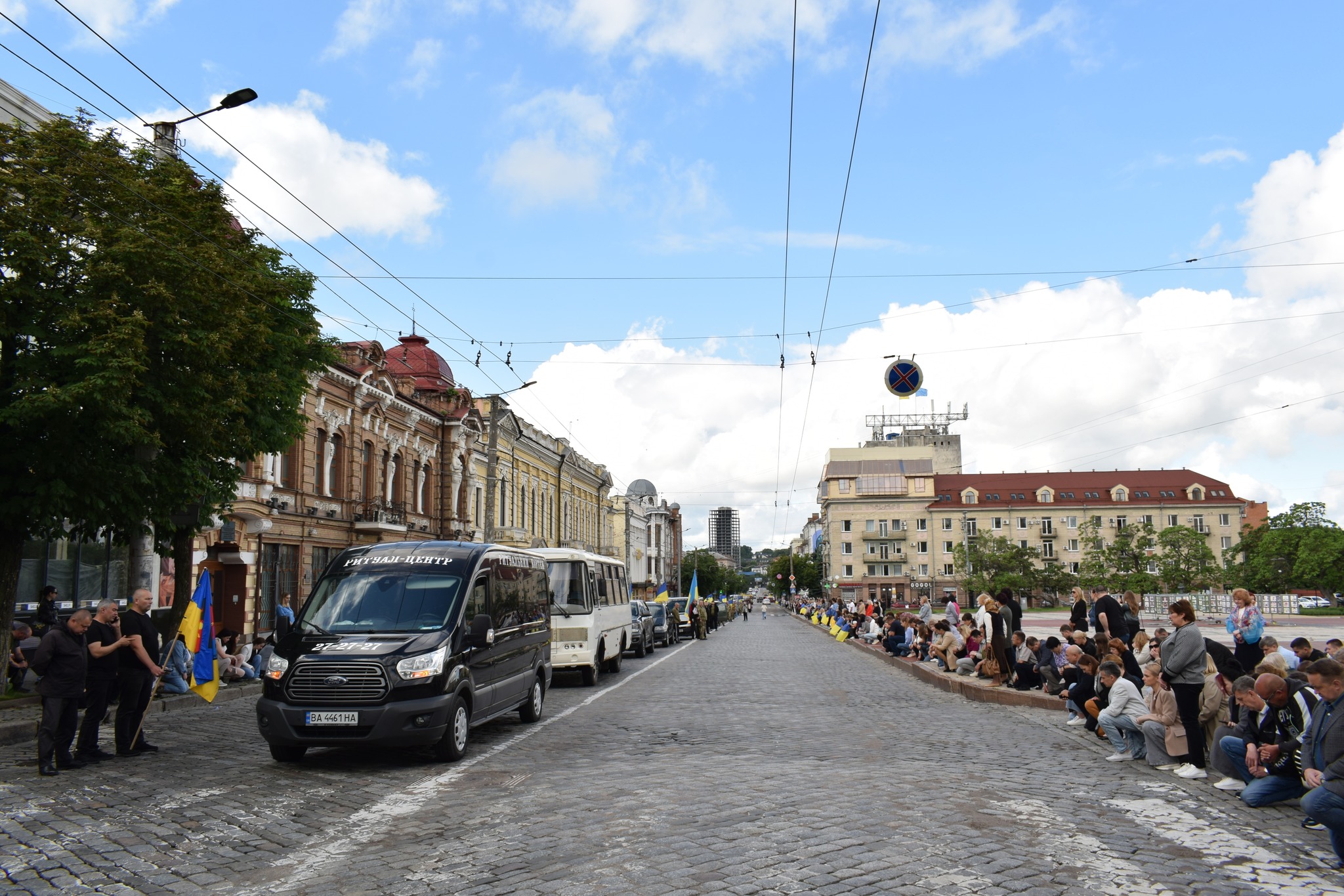 Кропивничани провели в останню путь Героя-земляка Сергія Магалатія