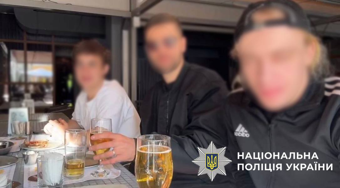 Правоохоронці притягнули до відповідальності «блогерів», які напідпитку хизувалися зброєю