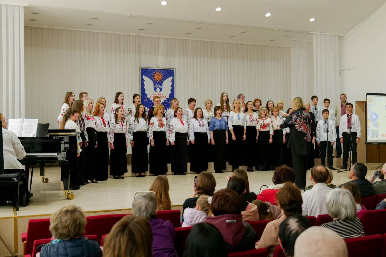 Кропивчан запрошують на концерт-презентацію проєкту “Хорова здибанка”