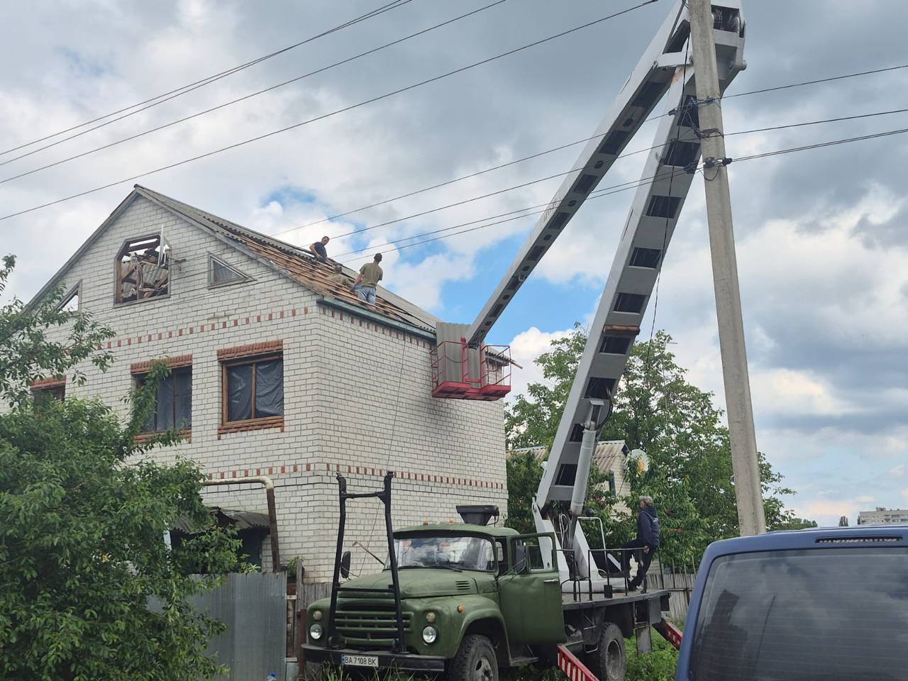 У Світловодську після ворожої атаки повністю розбиті чотири будинки