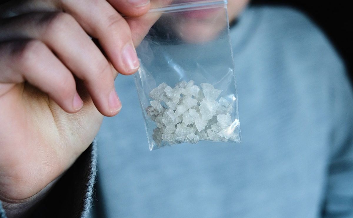 Жителька Кiровоградщини знайшла на узбiччi амфетамiн