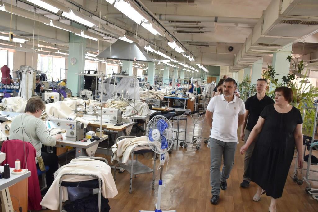 На Кіровоградщині відзначили День працівників легкої промисловості