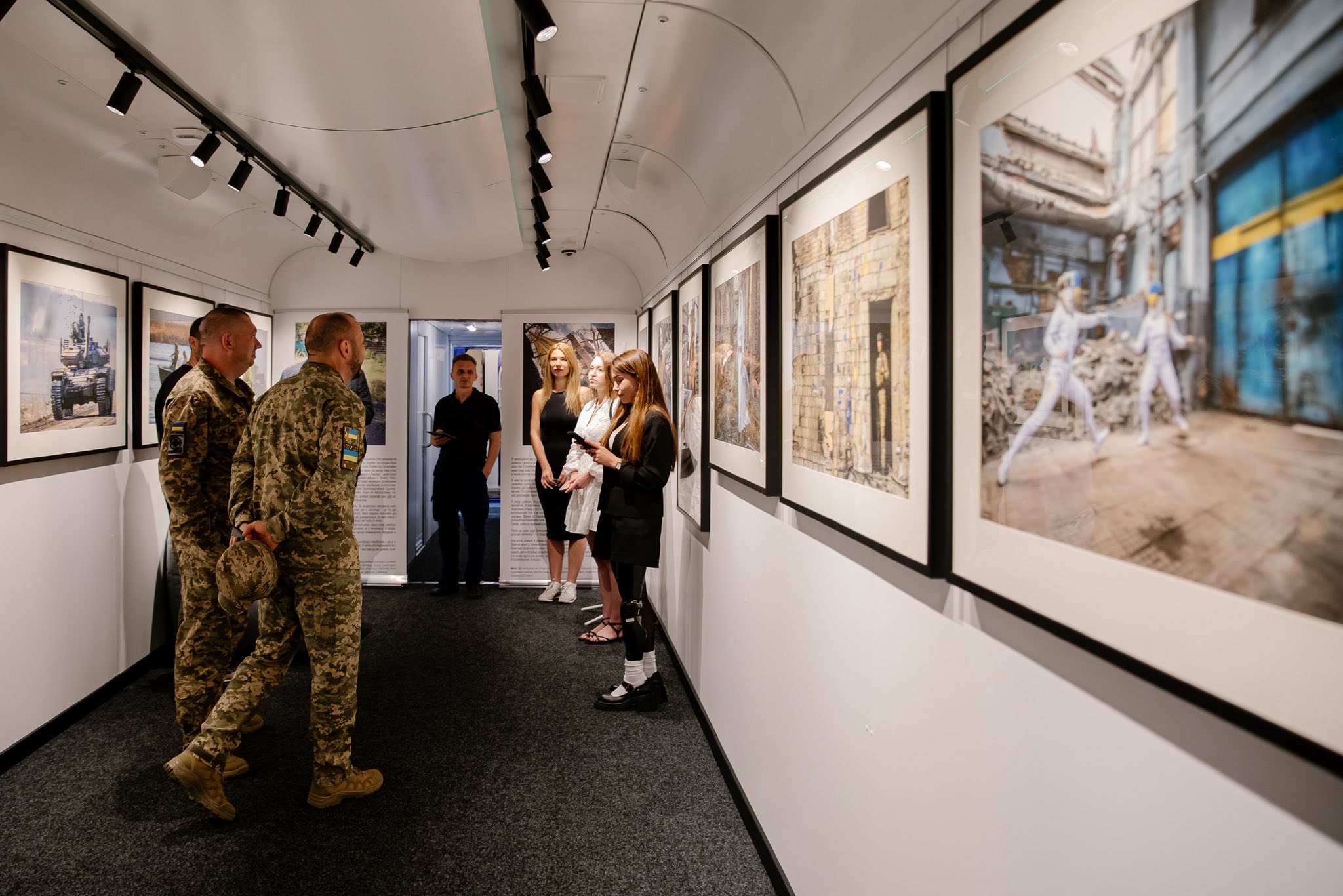 У Кропивницькому зупиниться мистецький потяг з фотовиставкою Говарда Баффета