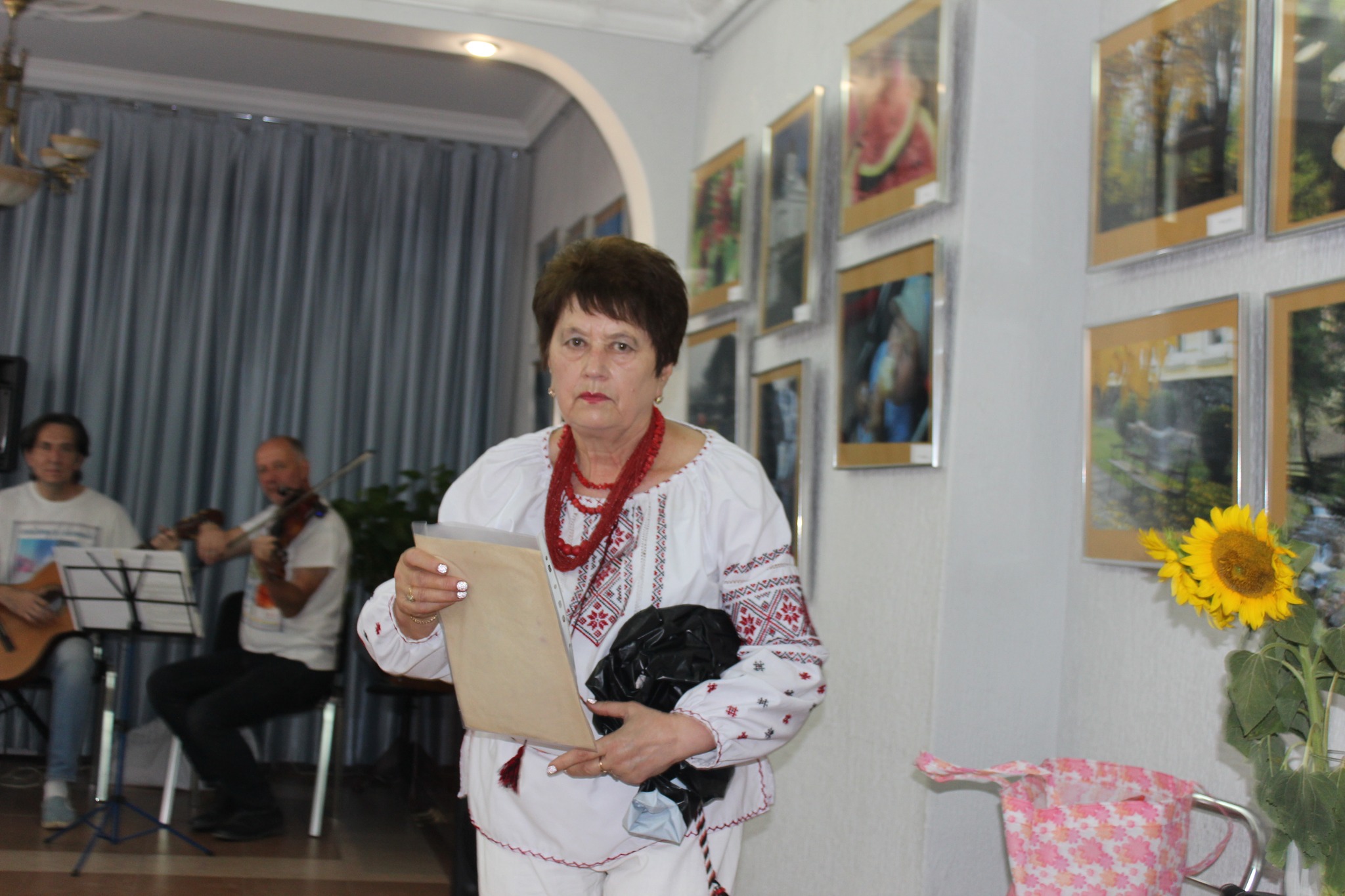 У Кропивницькому відкрилася фотовиставка “Світ у фокусі життя” 