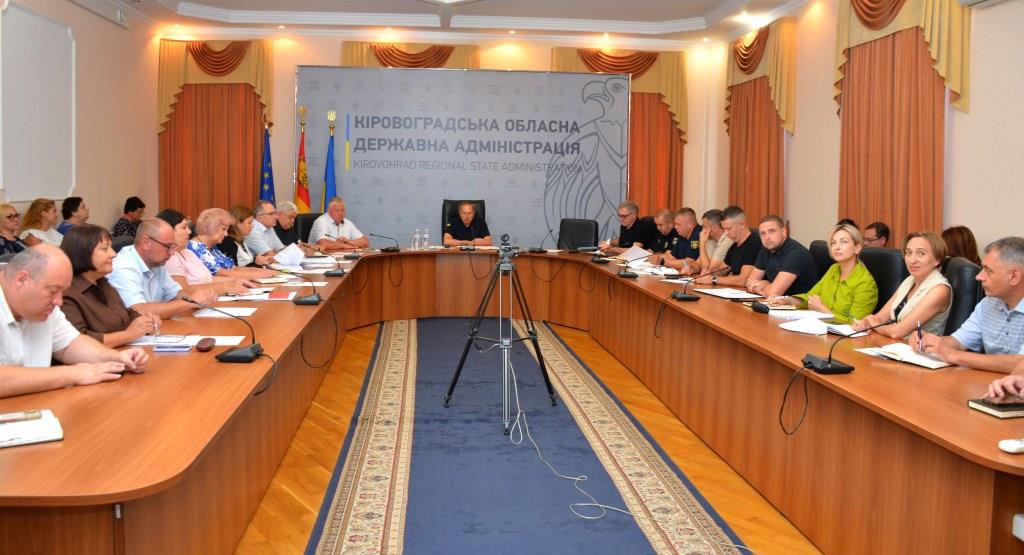 У Кропивницькому обговорили ліквідацію наслідків ворожого удару по Світловодську та управління водними ресурсами області