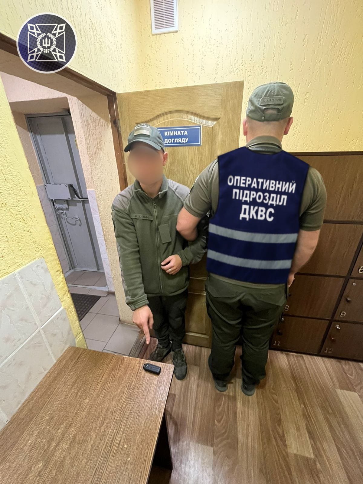 У Кропивницький ізолятор намагалися передати телефон