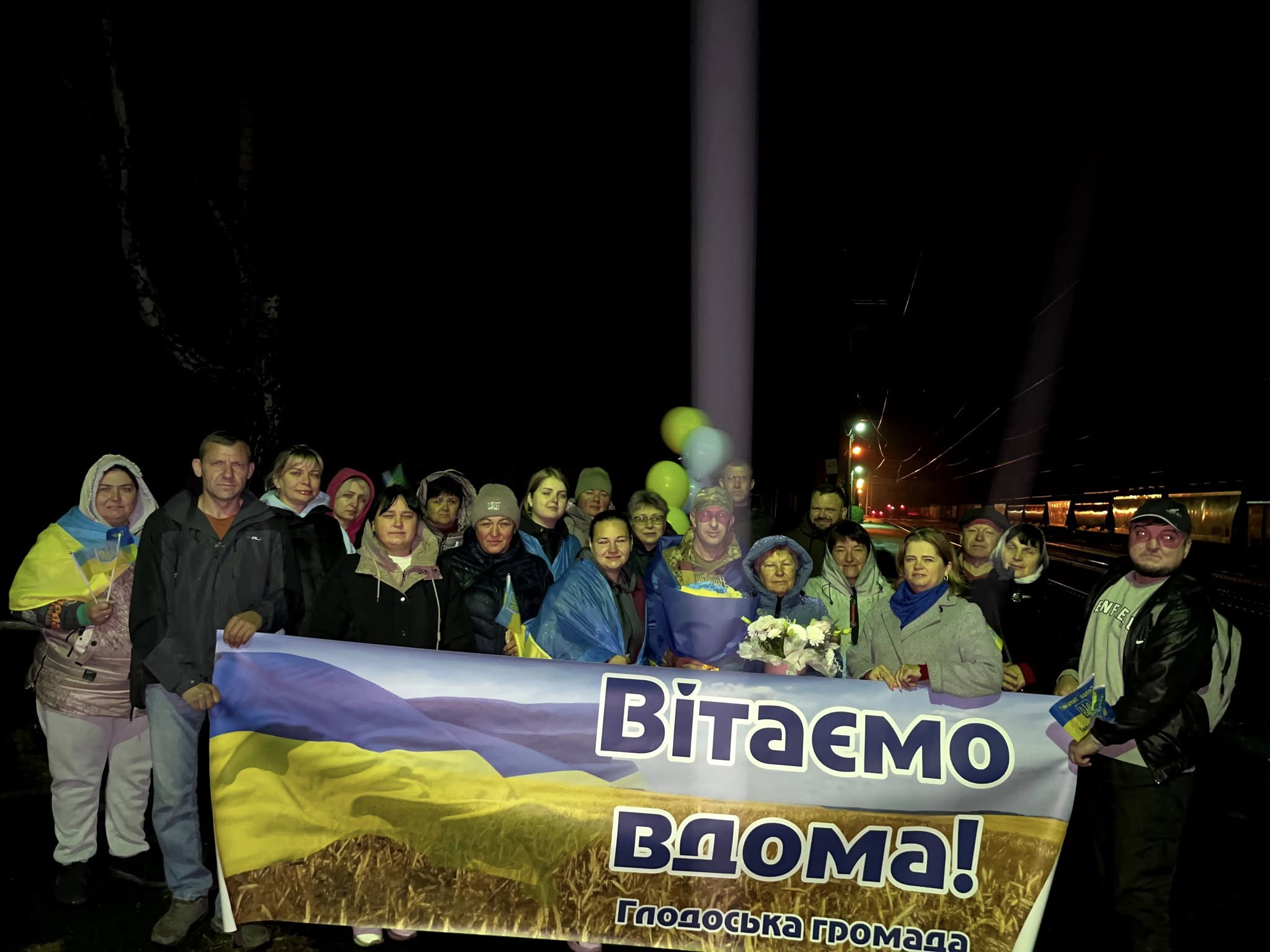 У громаді на Кіровоградщині зустріли воїна, який повернувся з полону