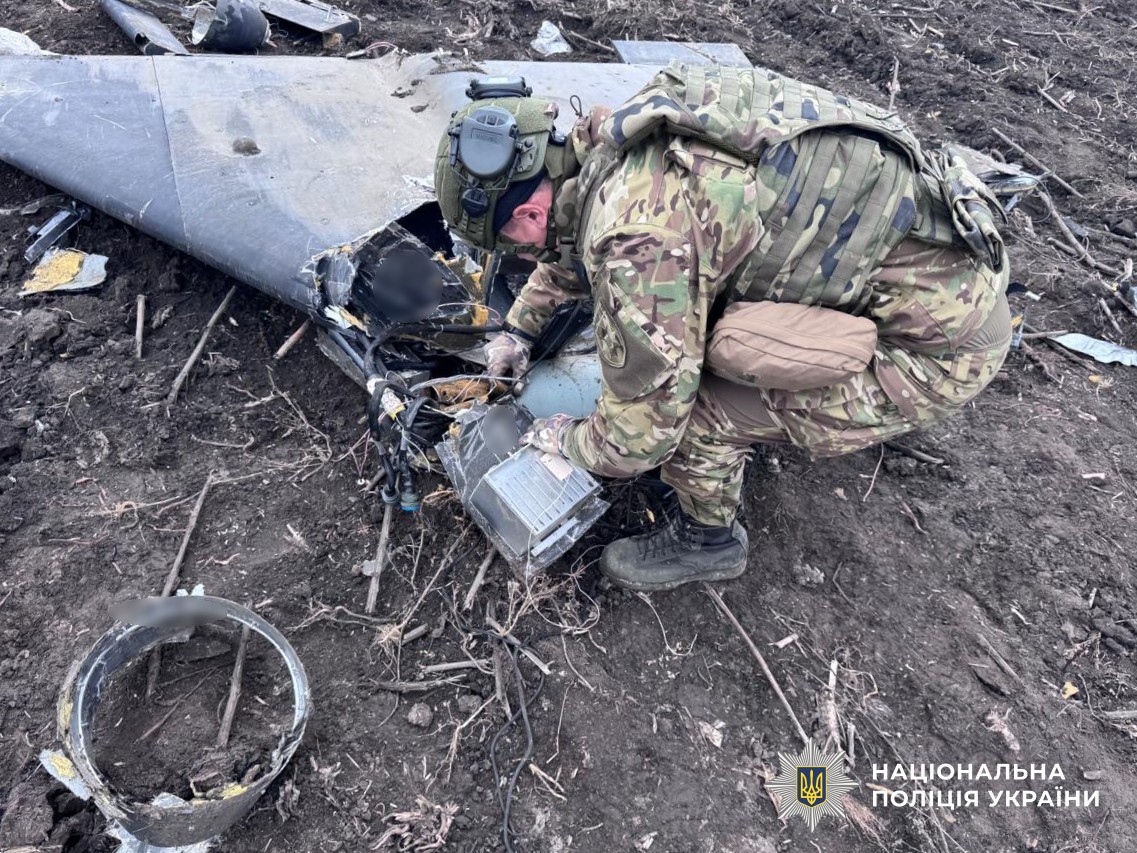 На Кіровоградщині посеред поля впав шахед