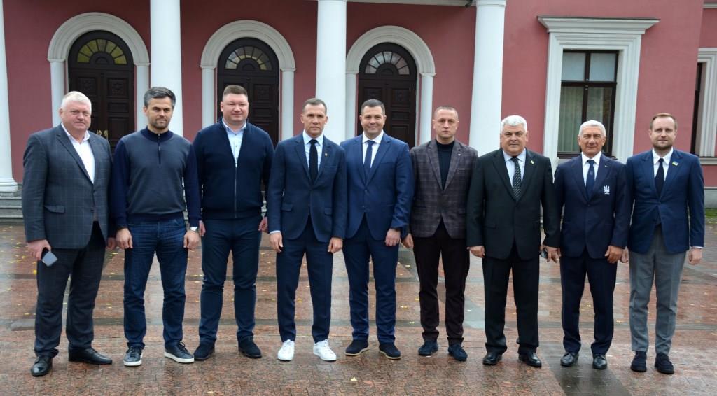 Футбольну спільноту Кіровоградщини приїхав привітати Андрій Шевченко