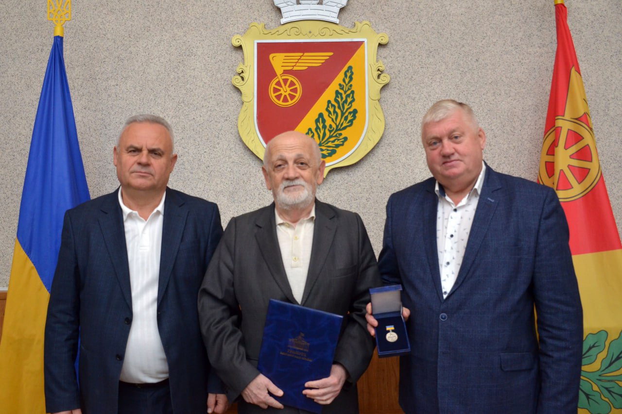 Ветерана праці зі Знам’янки нагородили грамотою Верховної Ради