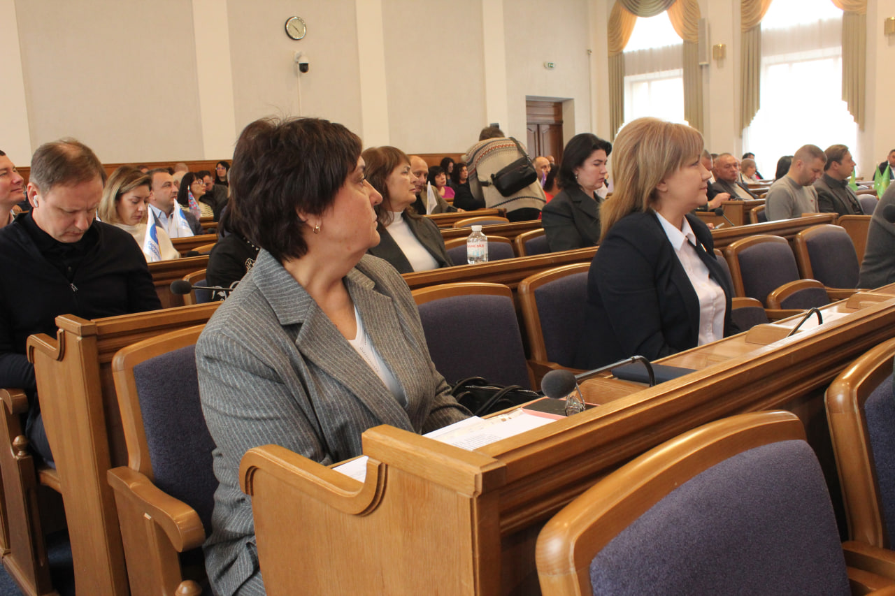 Керівники лікарень та освітніх закладів: Кого погодили депутати облради?