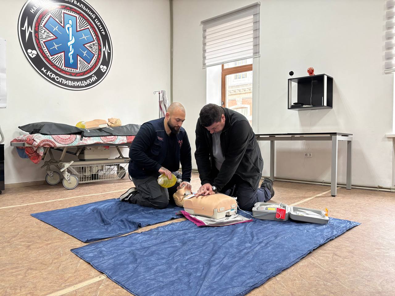 У Кропивницькому поліцейські вчилися “перезапускати серце”
