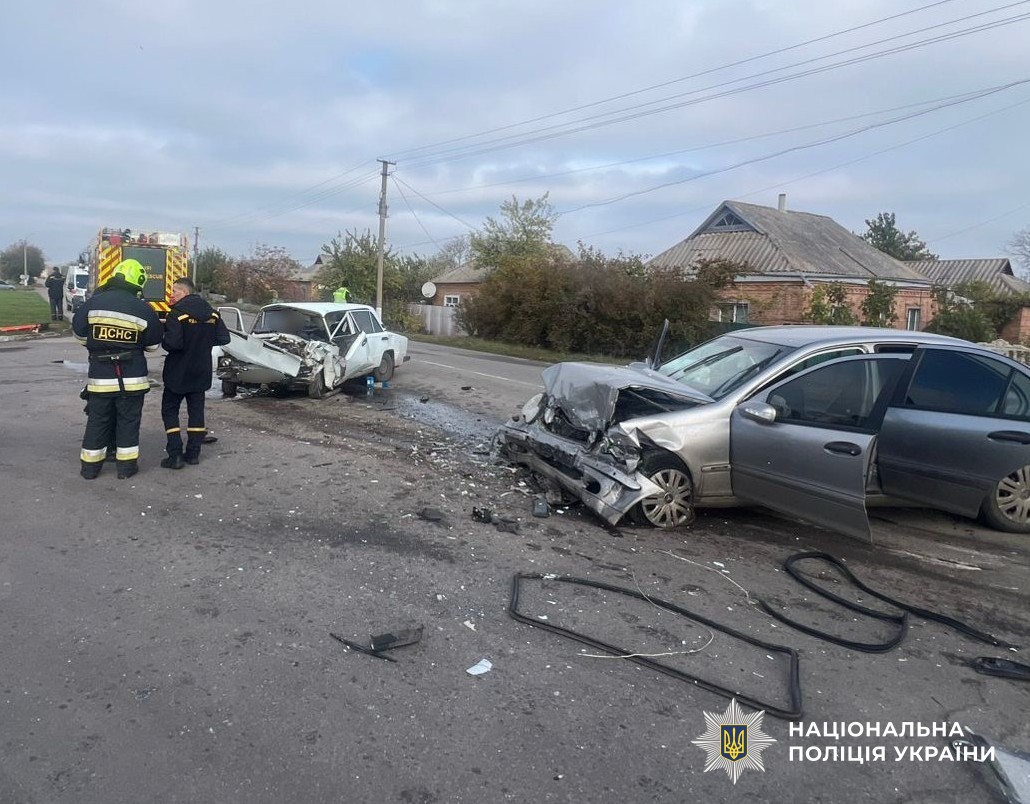 Троє загиблих та п’ятеро травмованих в автотрощі на Кіровоградщині