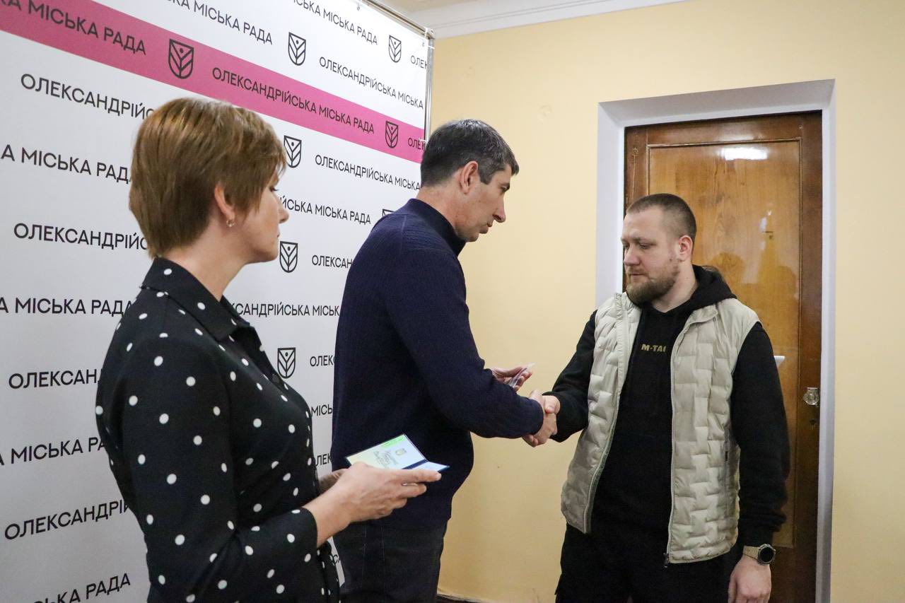 В громаді на Кіровоградщині ветеранам вручили нагороди