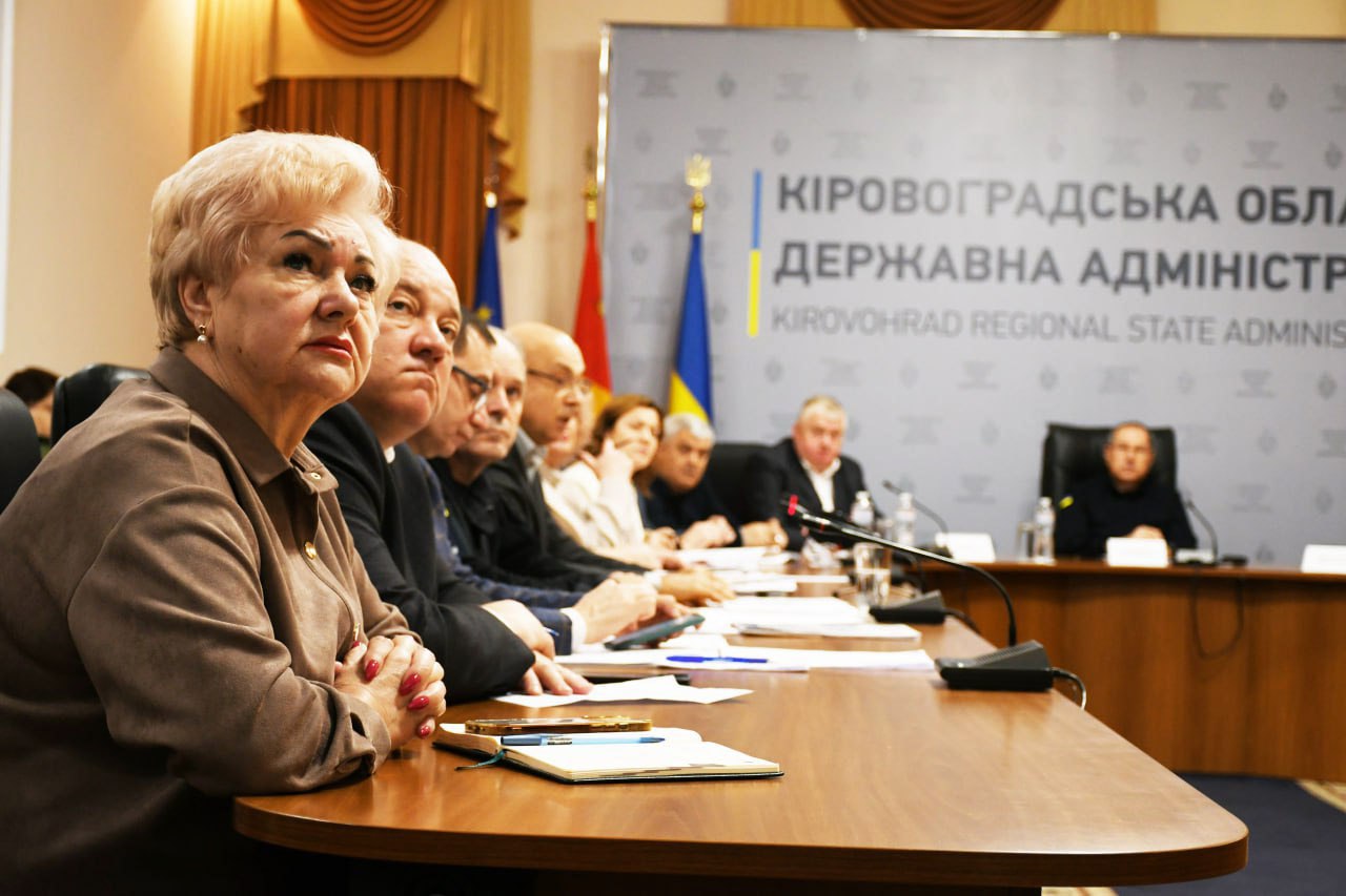На Кіровоградщині обговорили готовність укриттів та розміщення ВПО