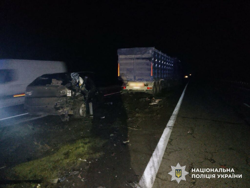 На Кіровоградщині жінка загинула від наїзду вантажівки