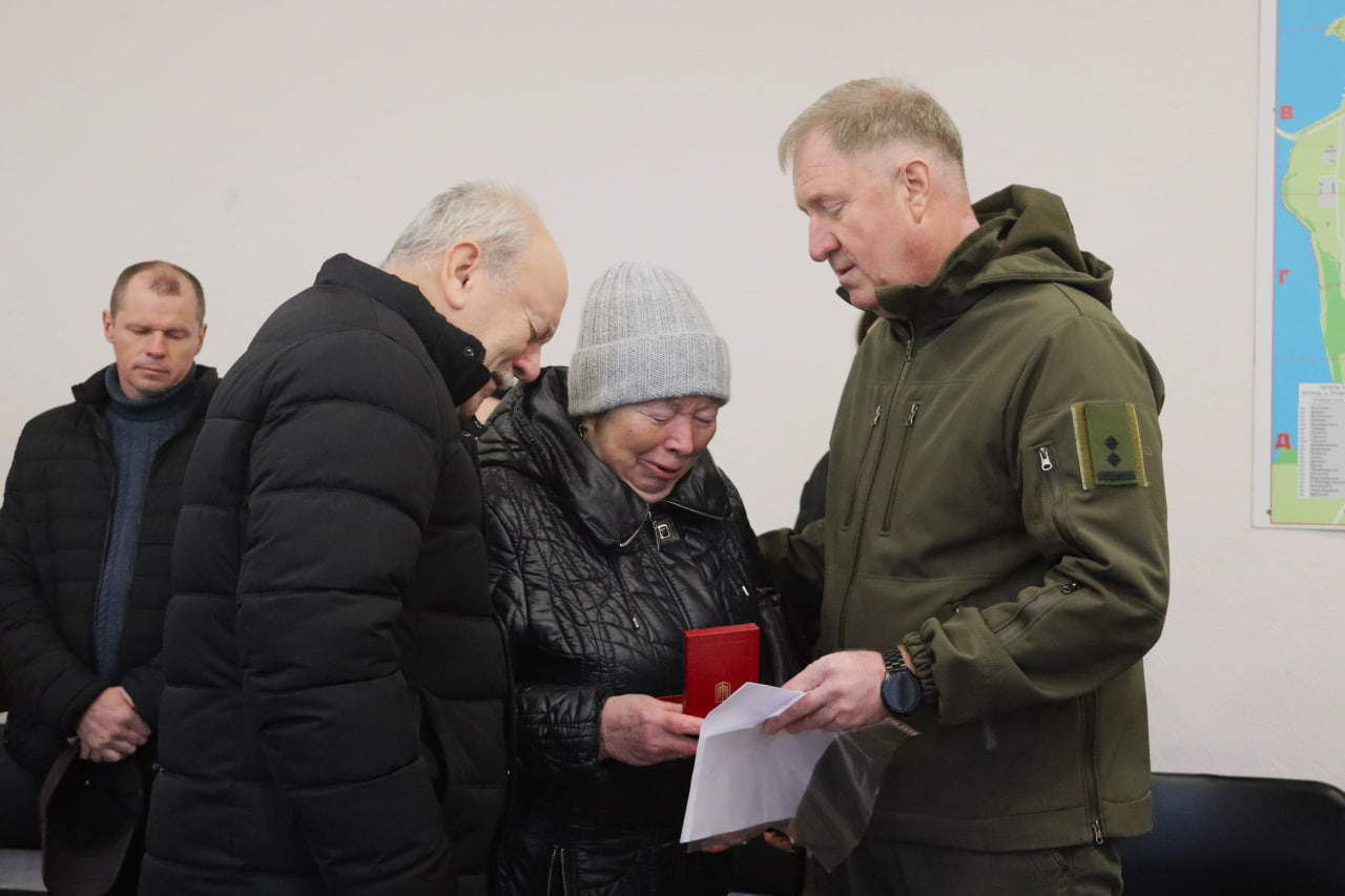 Родинам полеглих воїнiв з Кiровоградщини вручили нагороди