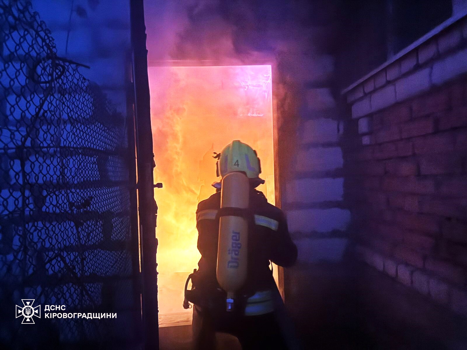 Вогнеборцi Кiровоградщини вiсiм разiв виїздили на пожежi