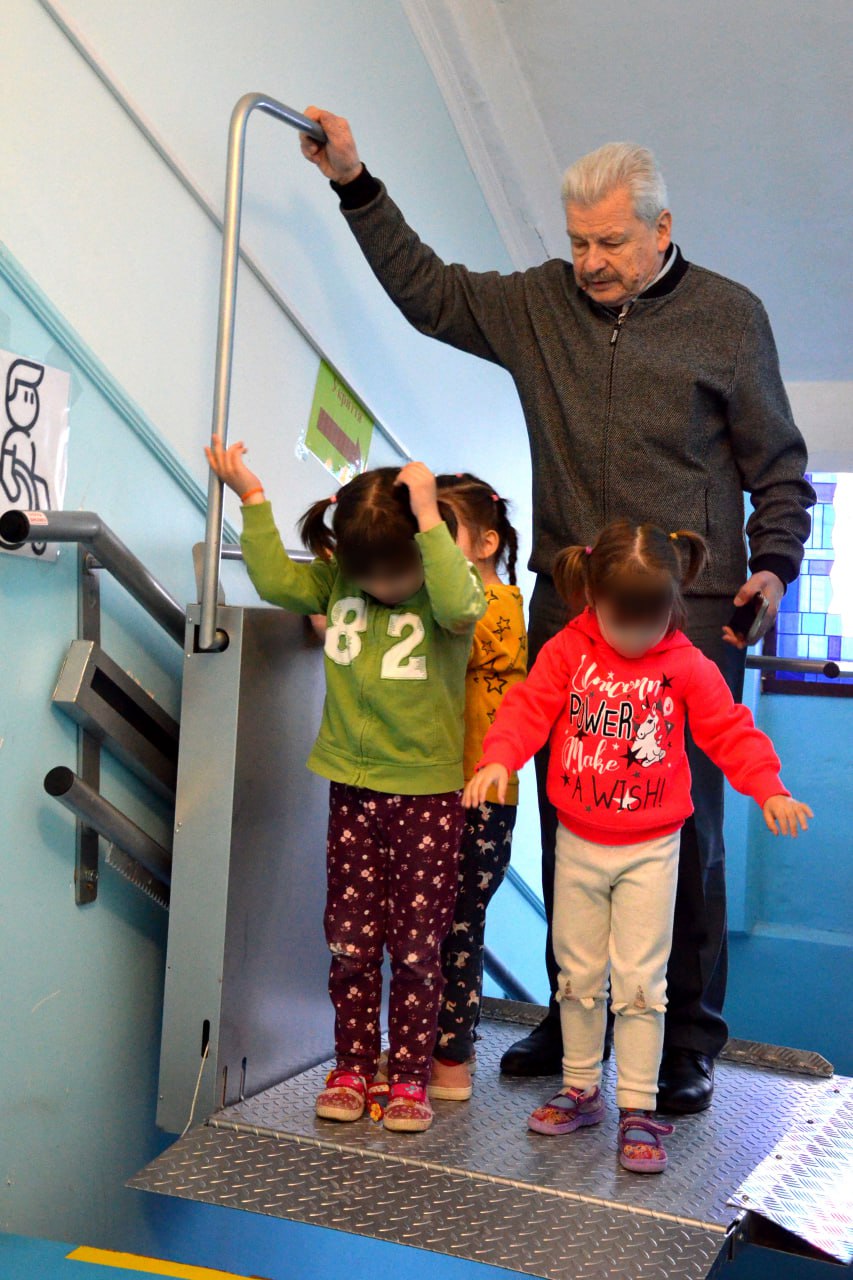 Обласний центр медичної реабілітації та паліативної допомоги дітям обладнали чотирма підйомниками