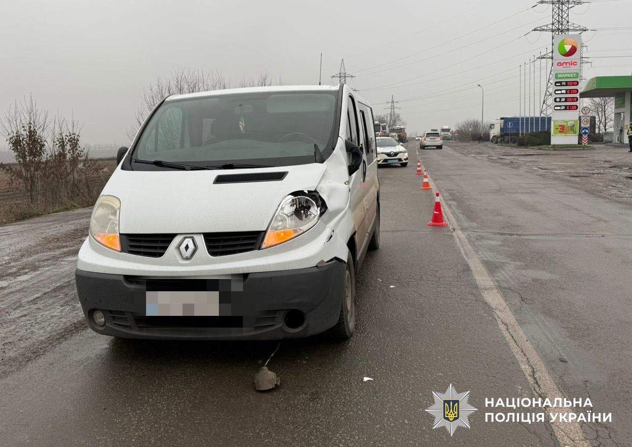 У Кропивницькому під колесами авто опинився 33-річний чоловік