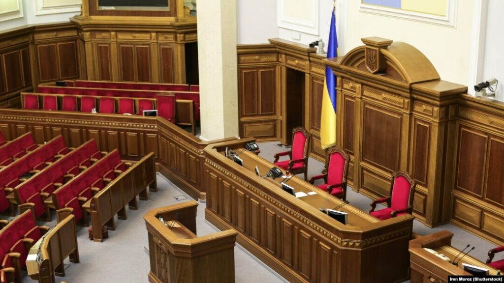 Закон про житлову політику: держава бере відповідальність за житло військових і дітей-сиріт