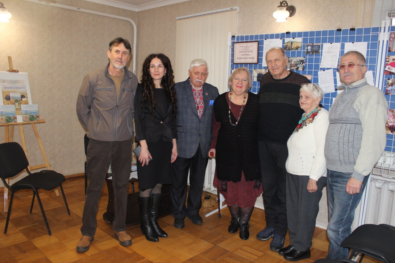 У Кропивницькому презентували збірку пісень на слова Анатолія Каретного