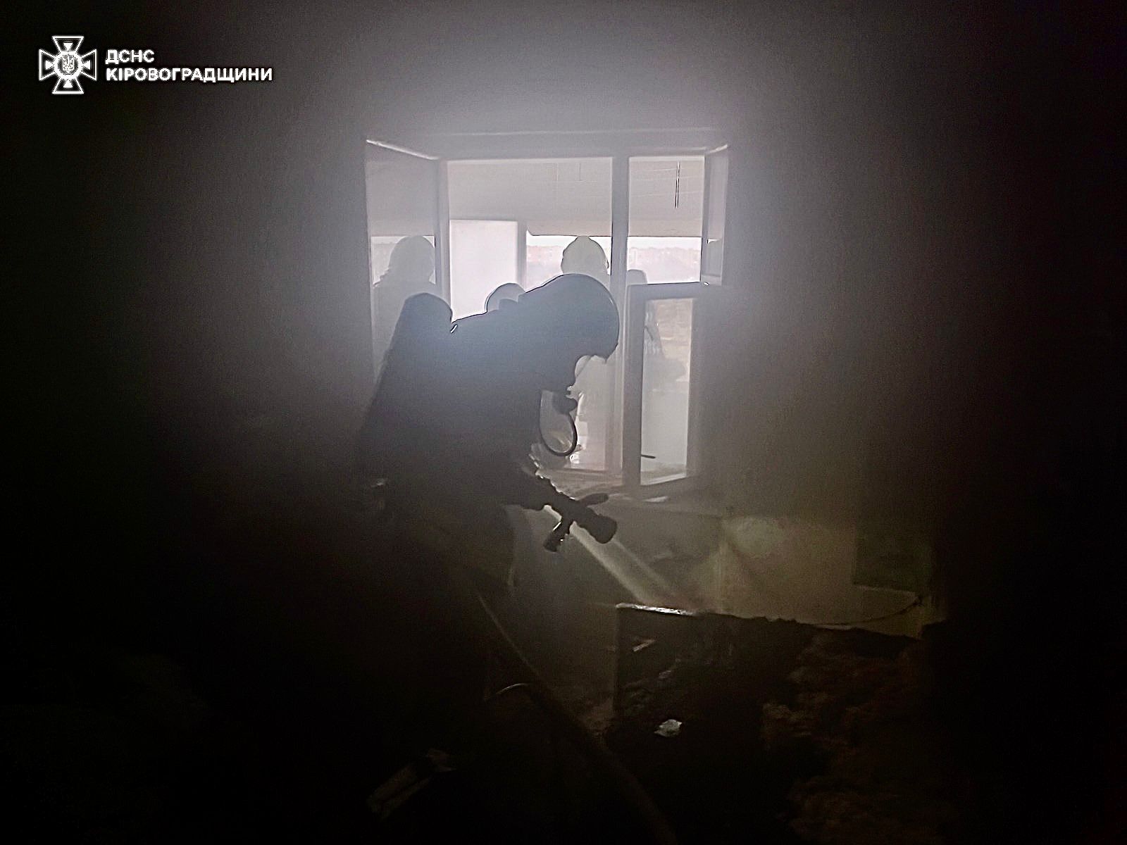 Жителя Кiровоградщини врятували пiд час пожежi