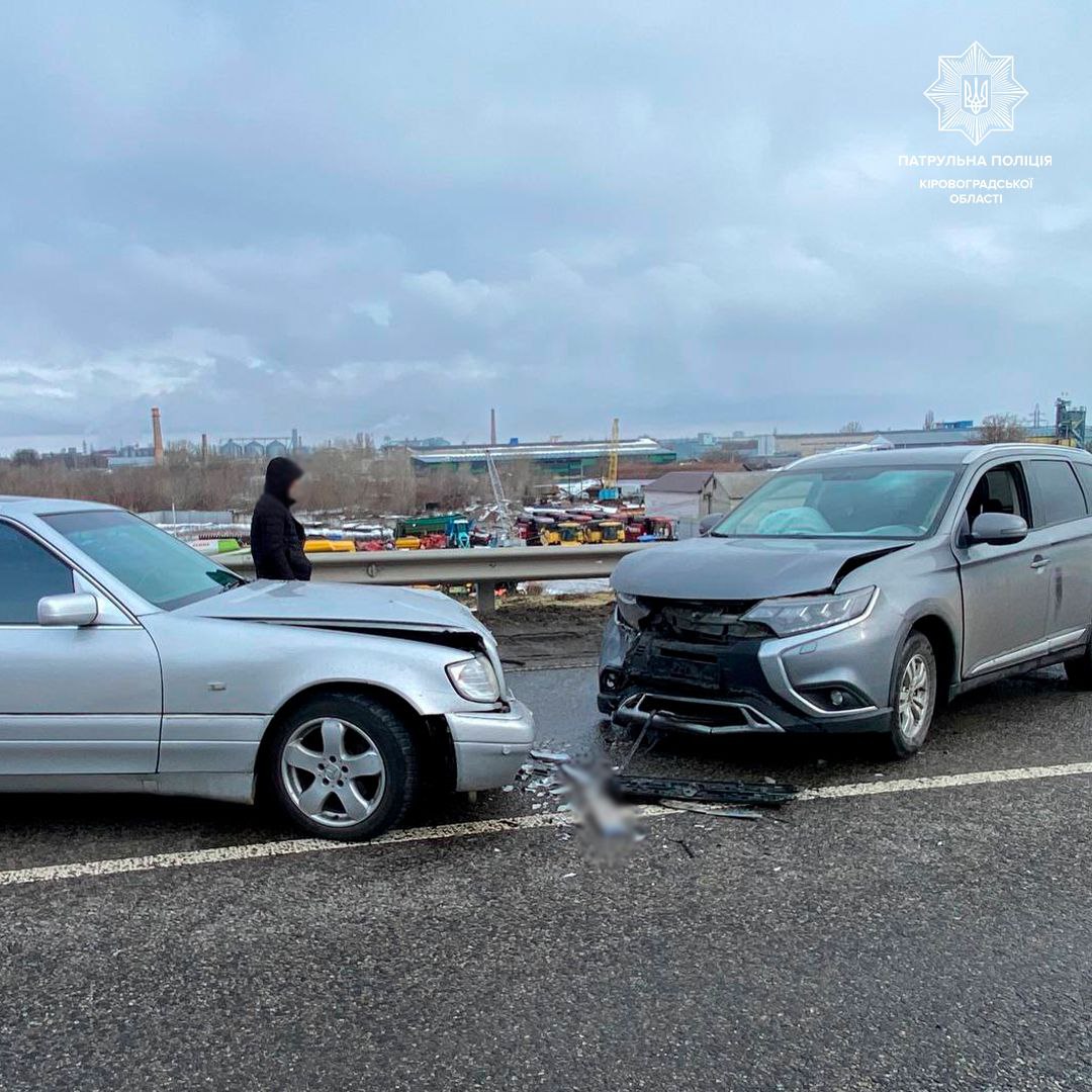 Нетверезий водій отримав два протоколи за вчинення ДТП поблизу Кропивницького