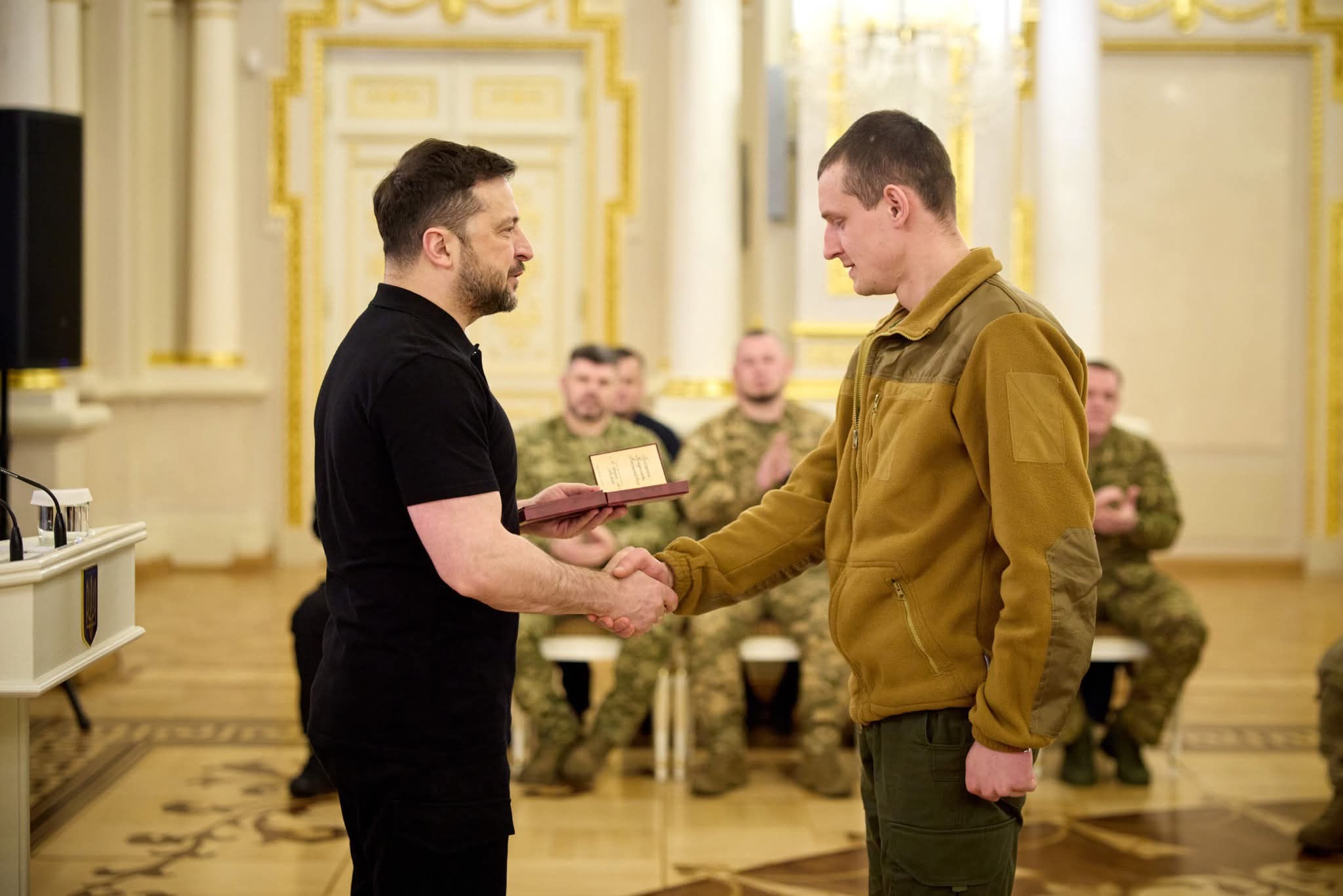 Президент України відзначив двох кропивничан