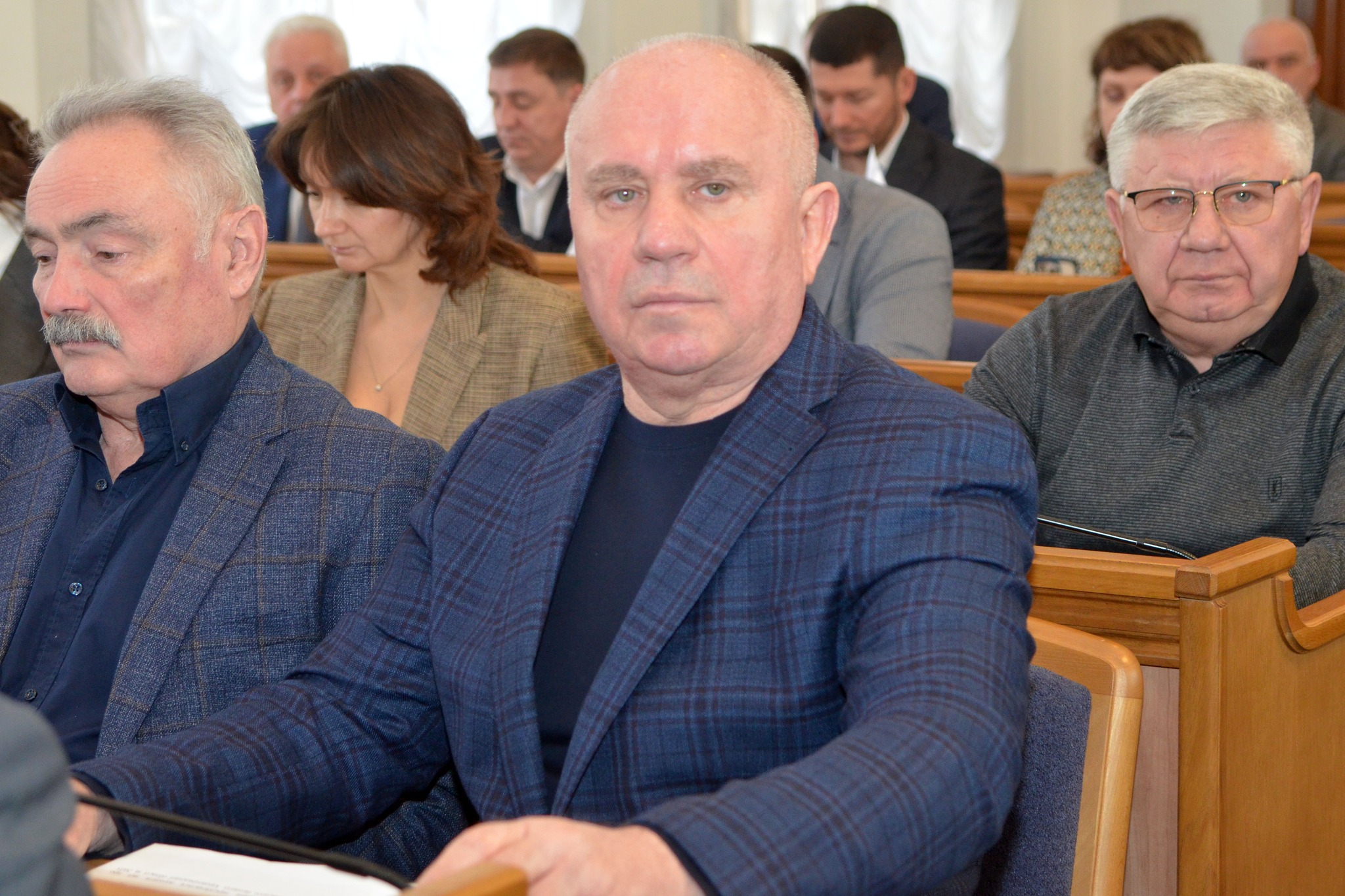 Кіровоградська облрада підтримала звернення щодо підвищення пенсій і забезпечення військових