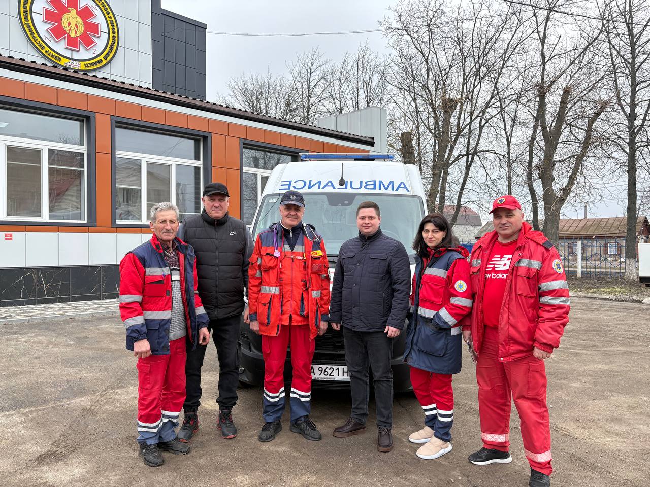 Лікарі “екстренки” у Смоліному отримали новий автомобіль