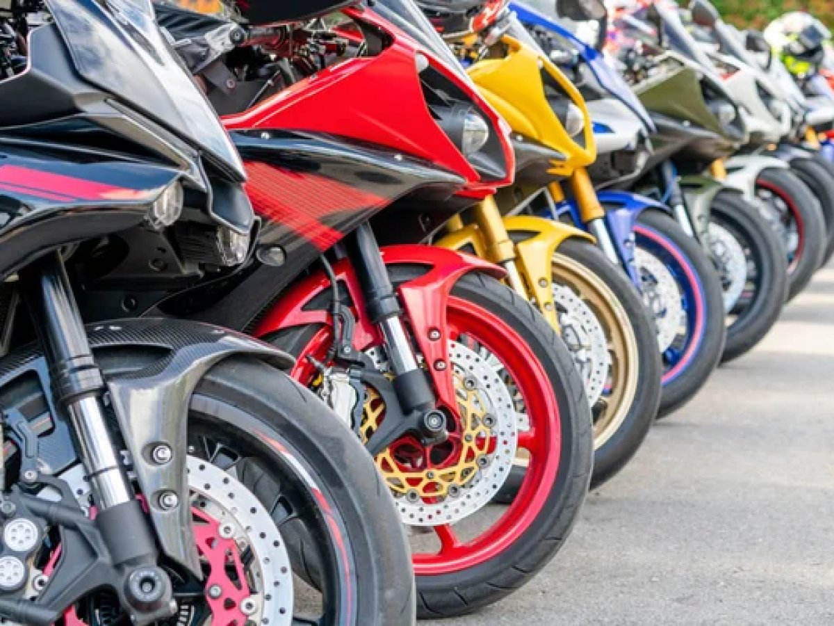 У Кропивницькому просять “розібратися” з керманичами мотоциклів