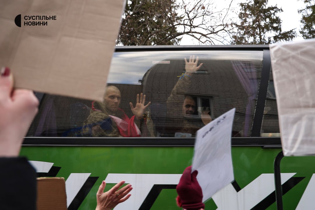 Трьох воїнів з Кіровоградщини повернули з полону окупантів