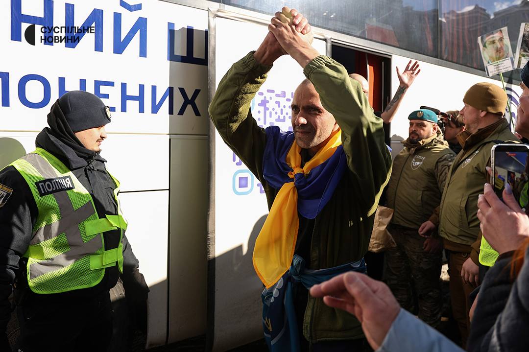 Двох захисників з однієї громади Кіровоградщини повернули з полону