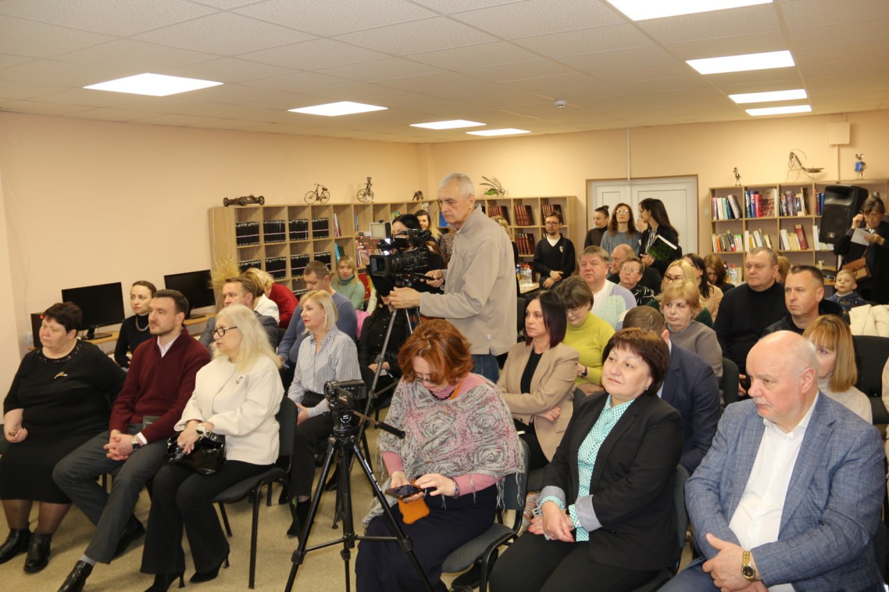 У бібліотеці Чижевського підписали партнерство з 40 організаціями області