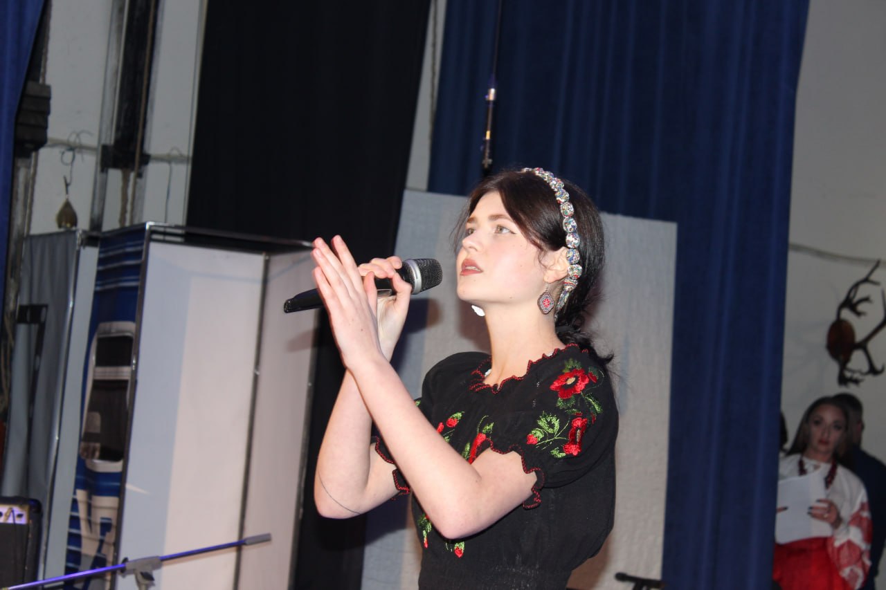 У Кропивницькому відбувся обласний фестиваль “Червона рута”