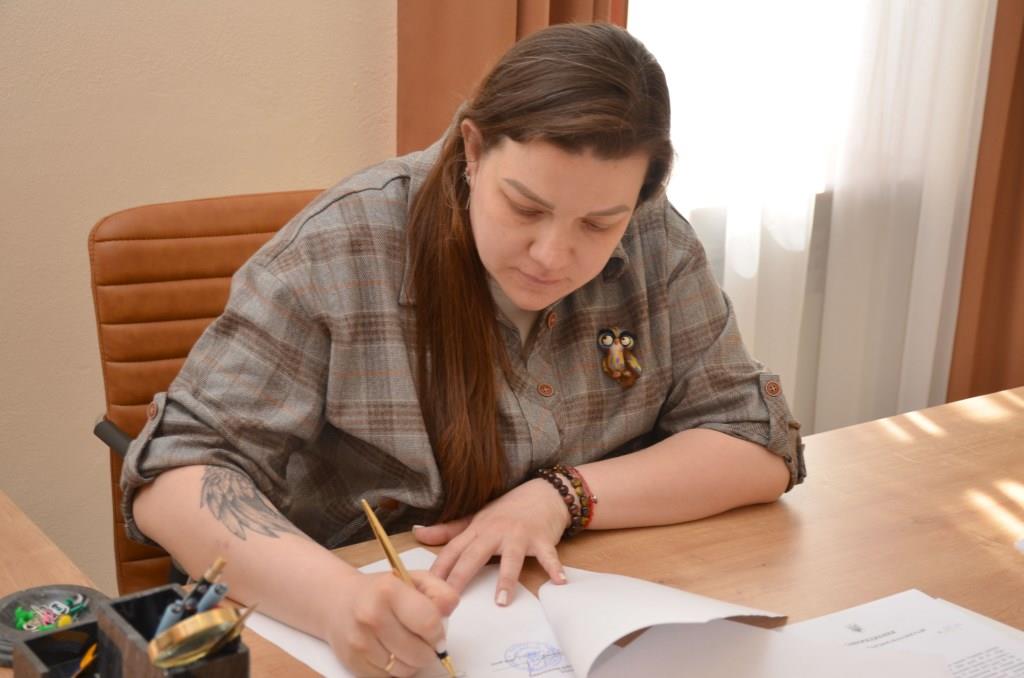 З директоркою Кіровоградського обласного Центру народної творчості  продовжили контракт