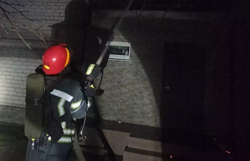 Тринадцять разiв вогнеборцi Кiровоградщини виїжджали на пожежi