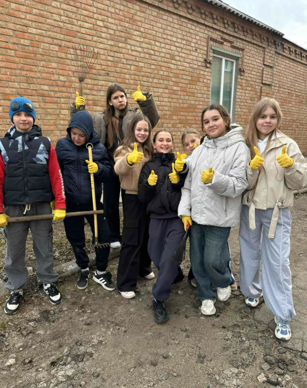 У Преображенській гімназії у Кропивницькому долучилися до конкурсу «ЕКО варта»: результати екодій (ФОТО)