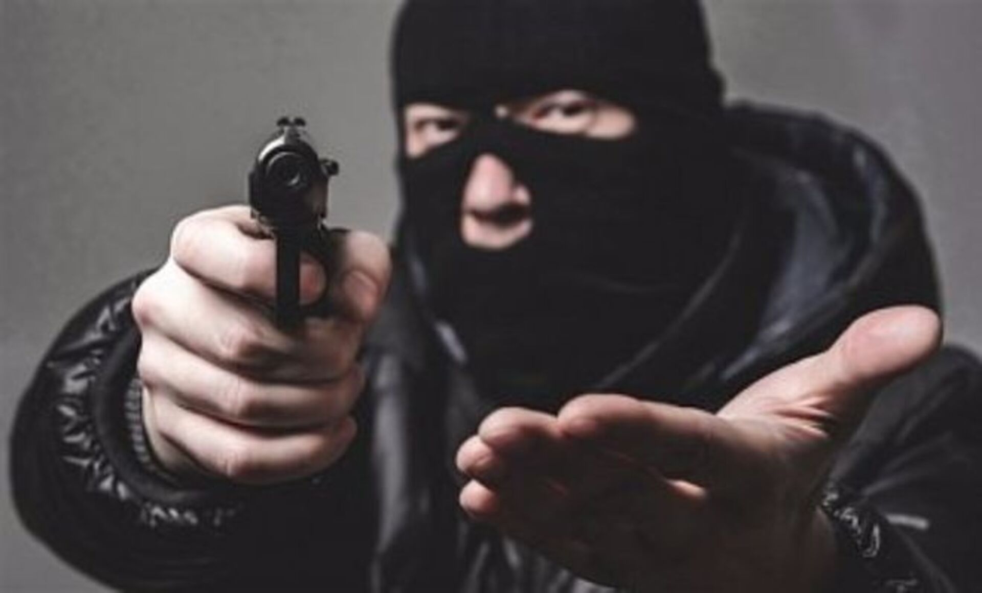 На Кіровоградщині затримали чоловіка, який скоїв розбійний напад