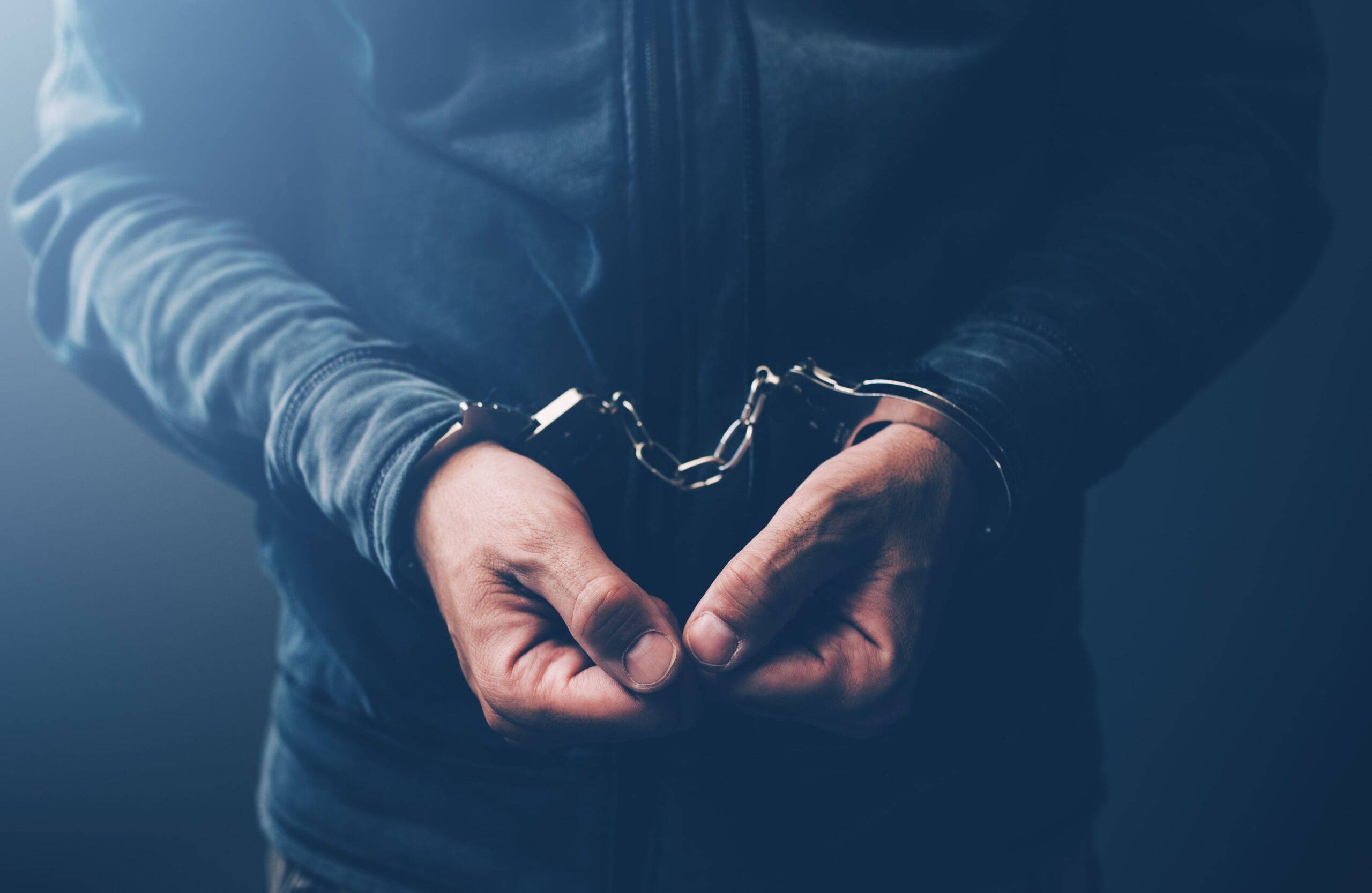 На Кіровоградщині затримали ґвалтівника двох дівчат