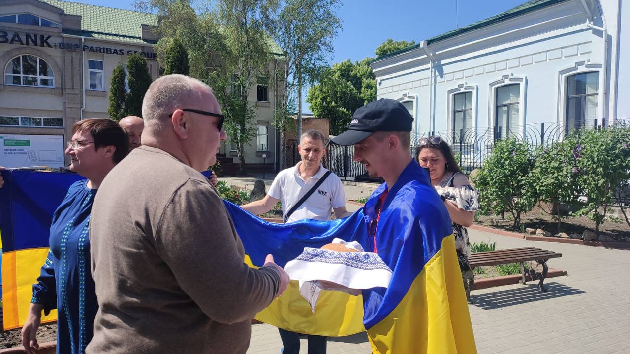 У Кропивницькому зустріли звільненого з російського полону Героя