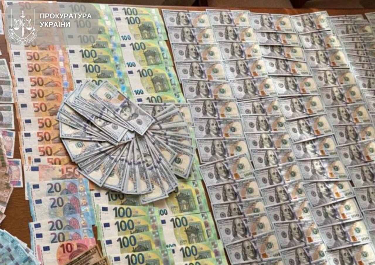 На Кіровоградщині впіймали на хабарі голову лікарсько-експертної комісії