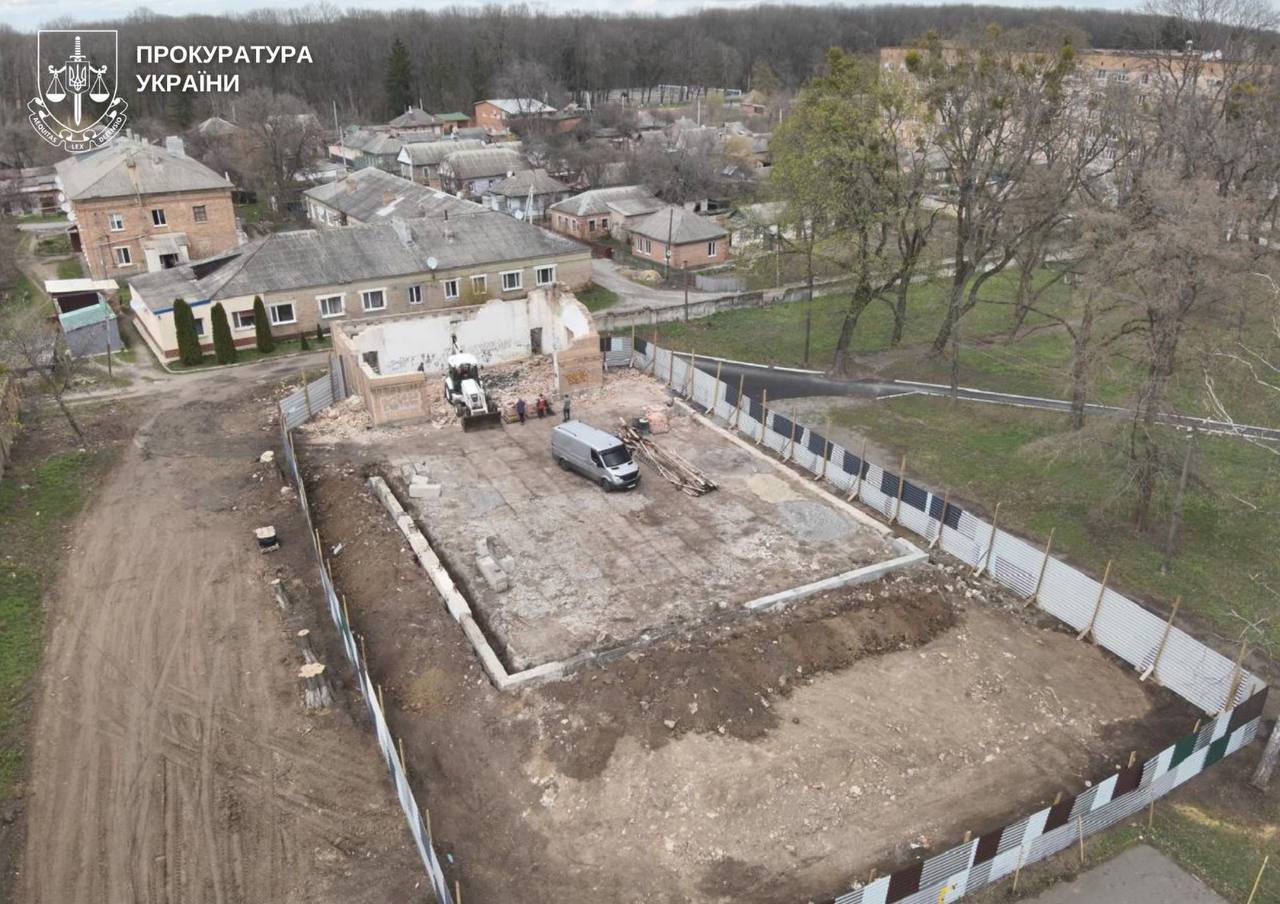 На Кіровоградщині для будівництва незаконно встановили паркан